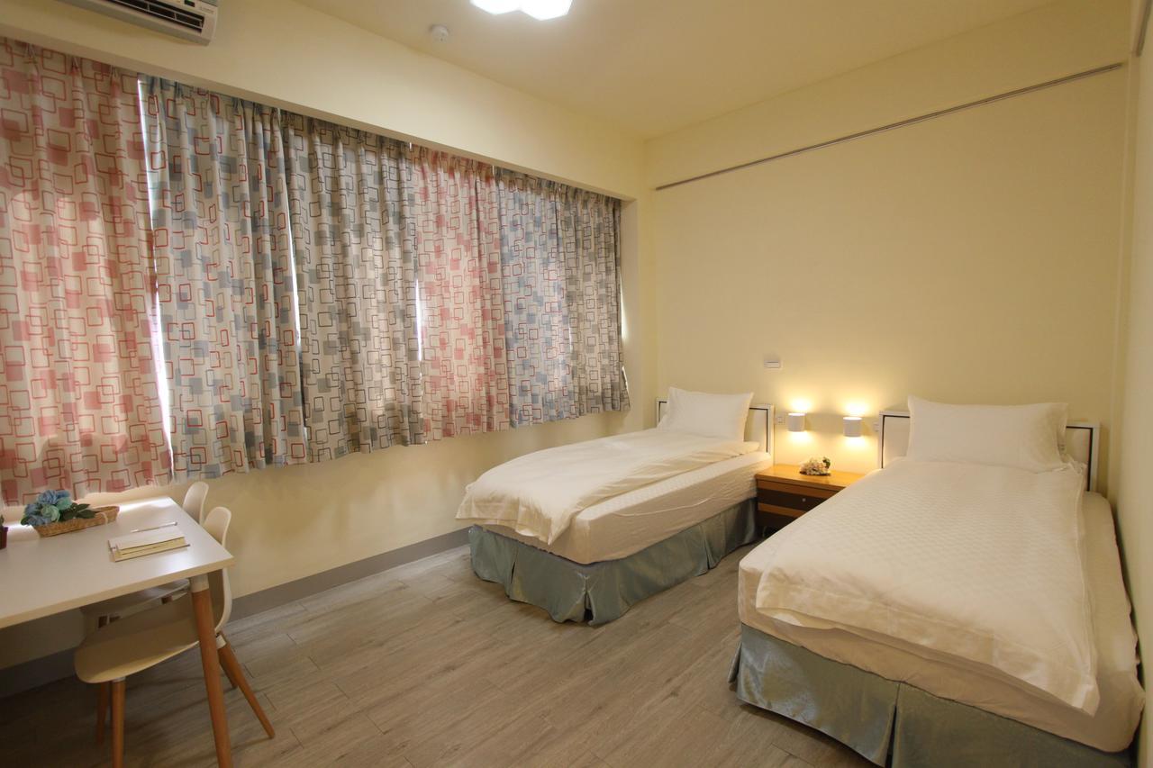 Heyyo Hostel Hualien City Exterior foto